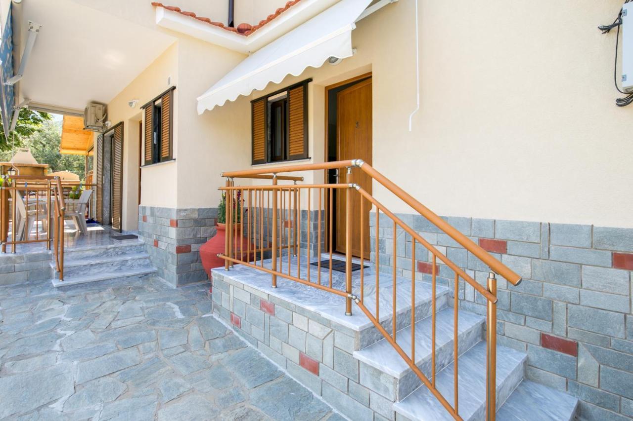 Holiday Villa Thassos Коініра Екстер'єр фото